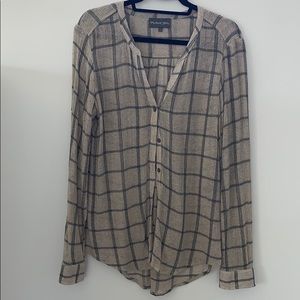 Michael Stars Tops - Michael stars grey and taupe button down Michael Stars Tops - Michael stars grey and taupe button down